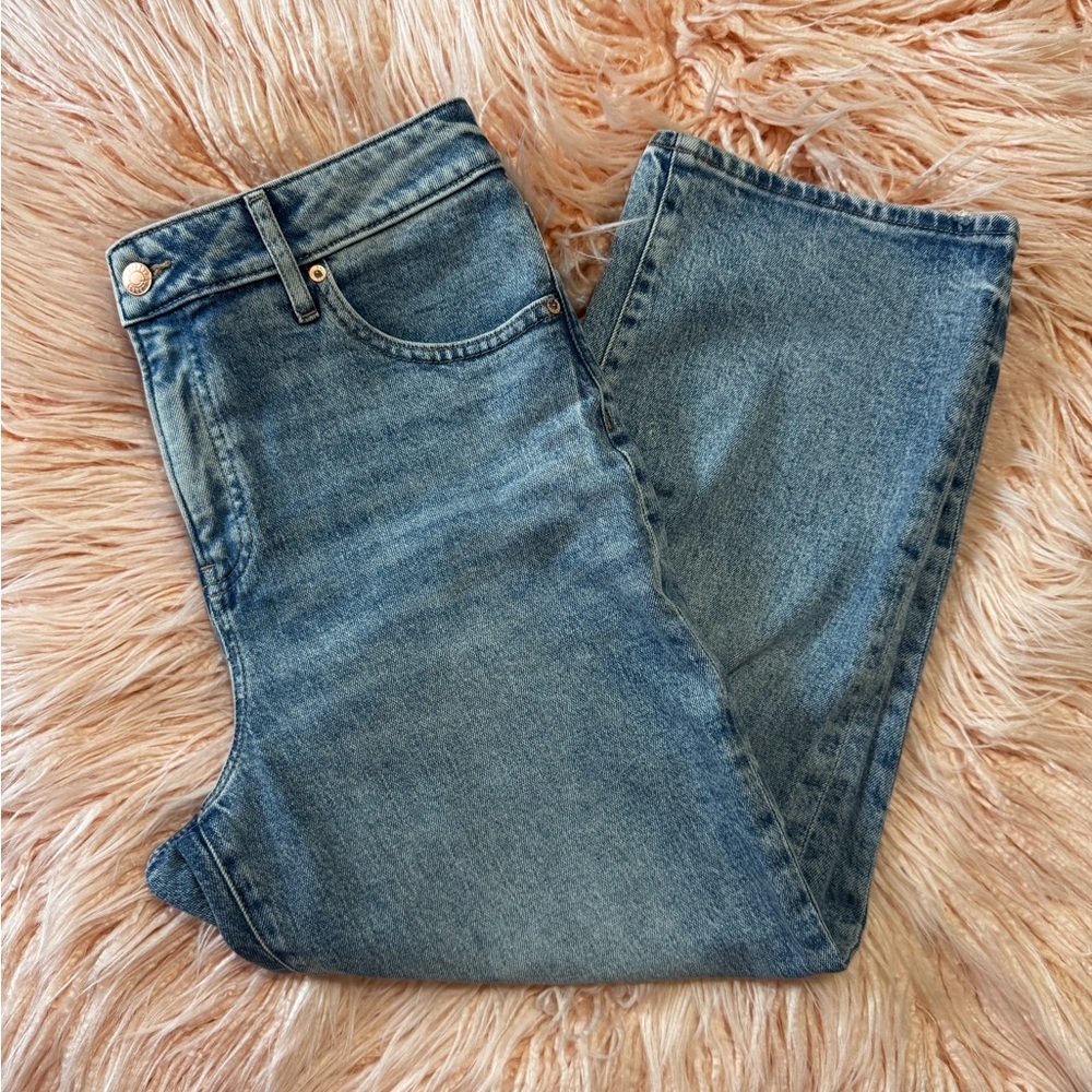 Express Light Blue Relaxed Straight Ankle High Rise Women's Jeans